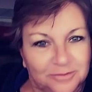 Meet your Posher, Beverly